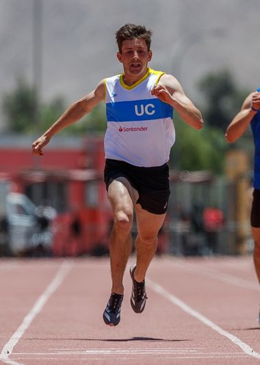 Imagen Decorativa Admisión Especial para Deportistas de Alto Rendimiento UC 2026