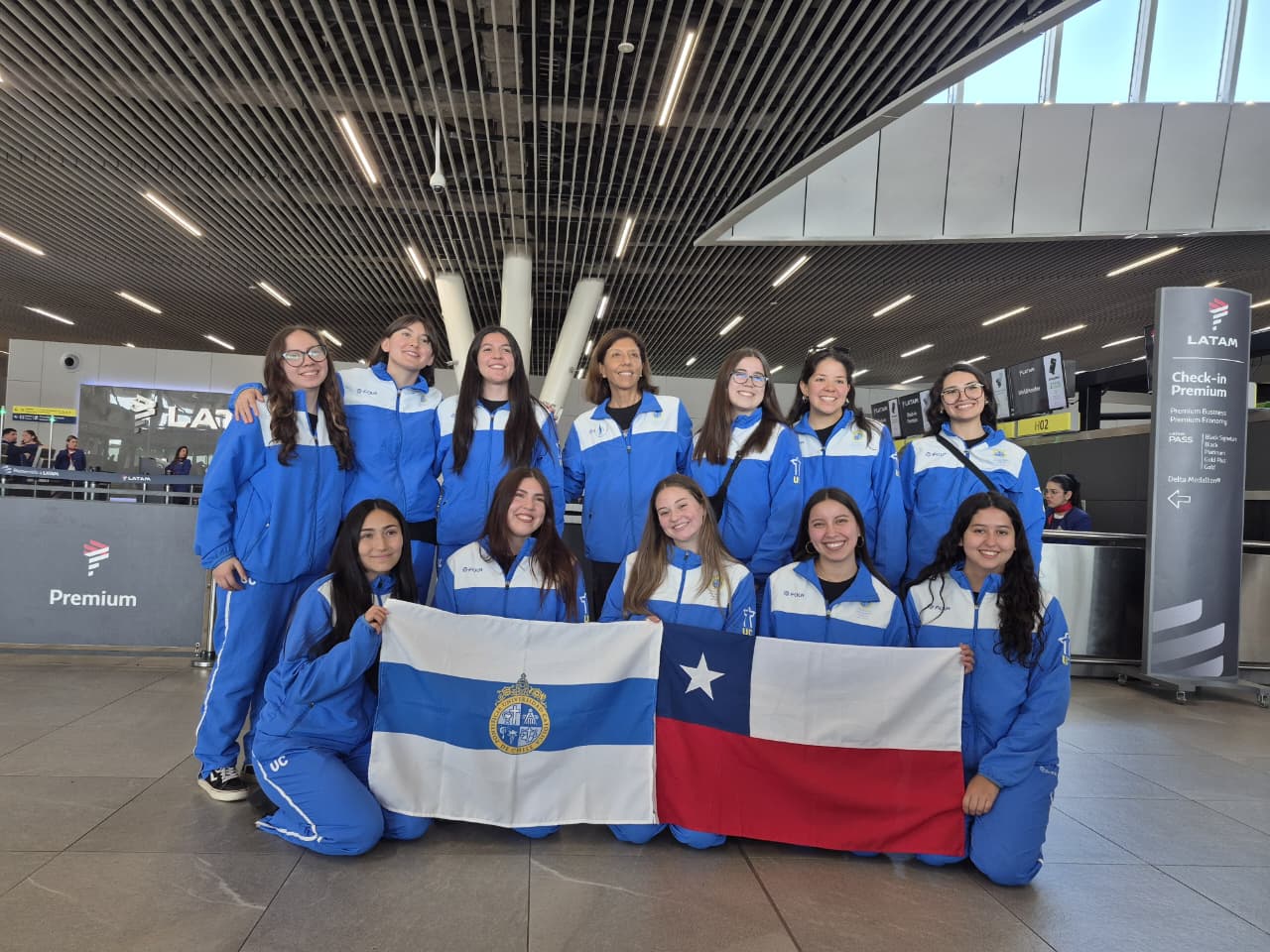 Equipo de Gimnasia Aeróbica UC en el Sudamericano de Brasil 2025