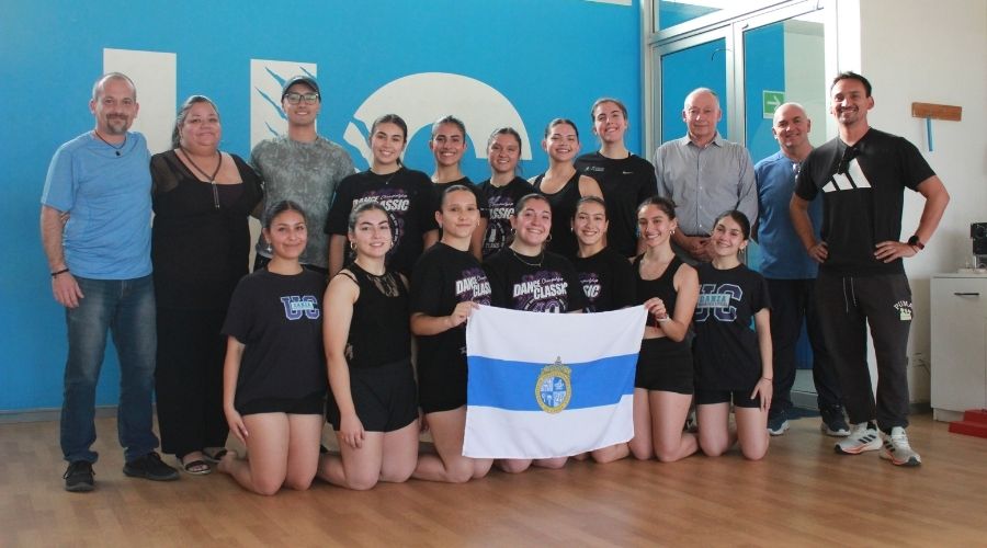 Reciben la bandera: Danza UC rumbo Mundial Universitario