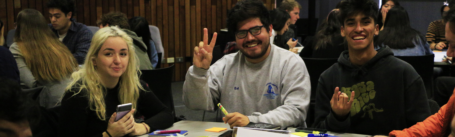 acompañando a representantes estudiantiles - banner